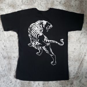 Black Scale Tee Size S